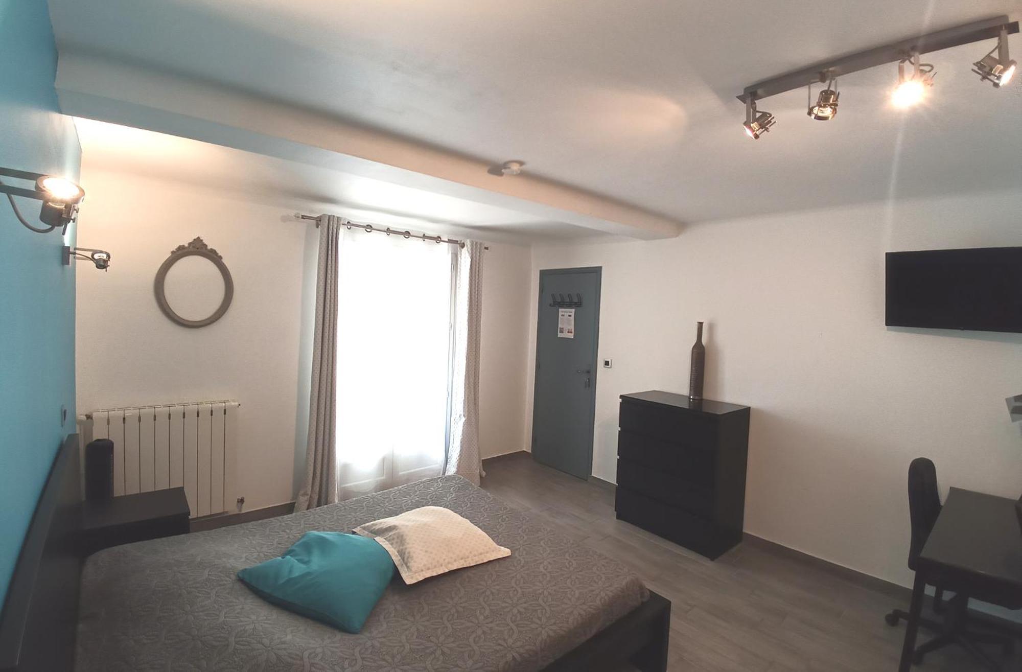 Sur Les Pas De Pagnol Aubagne Quarto foto
