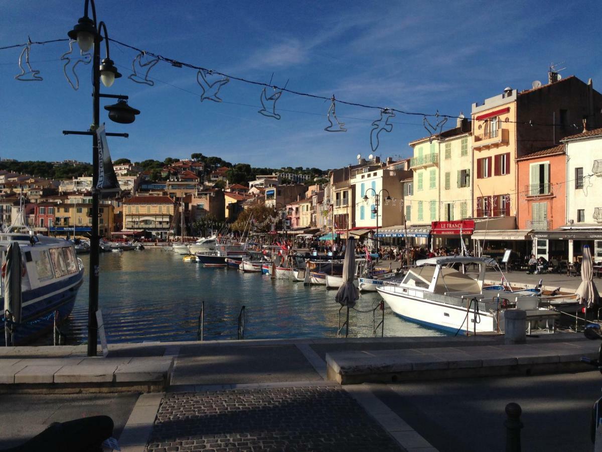 Sur Les Pas De Pagnol Aubagne Exterior foto